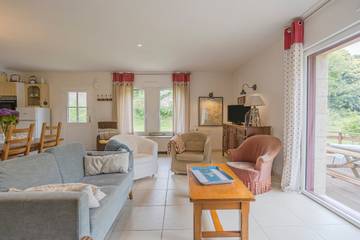 Maison De Vacances pour 8 Personnes dans Bono, Baie de Quiberon, Photo 2