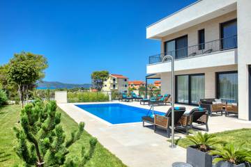 Dom Wakacyjny dla 8 osoby w Brodarica, Żupania szybenicko-knińska, Zdjęcie 2