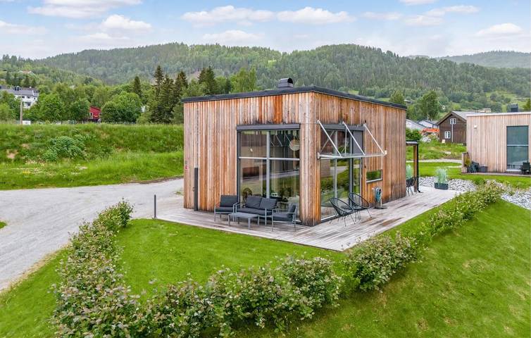 Ferienhaus für 7 Personen, mit Terrasse und Garten