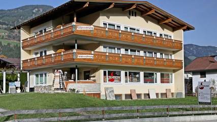 Gîte pour 3 personnes, avec balcon à Ried im Zillertal