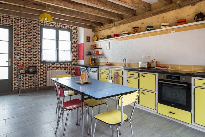 Gîte pour 4 personnes, avec terrasse à Sermaise