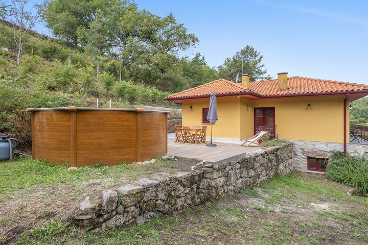 Casa de férias para 6 pessoas, com Varanda e Jardim em 