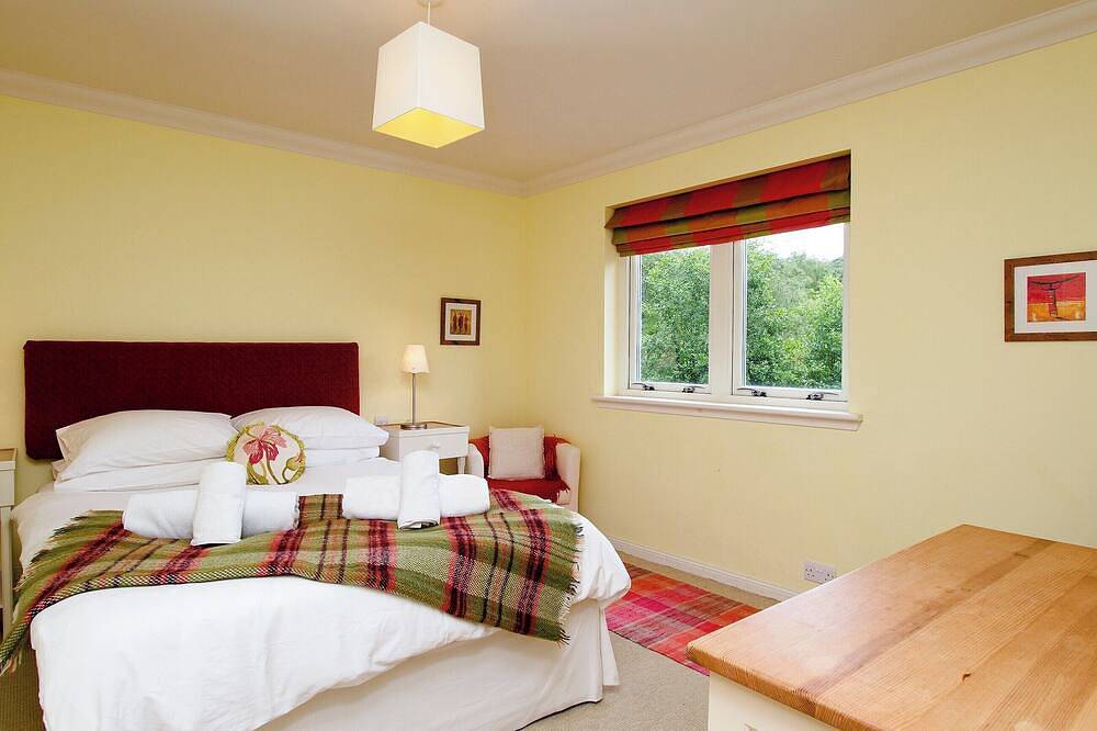 3 bedroom accommodation in North Ballachulish, Glencoe in Ballachulish, Highlands