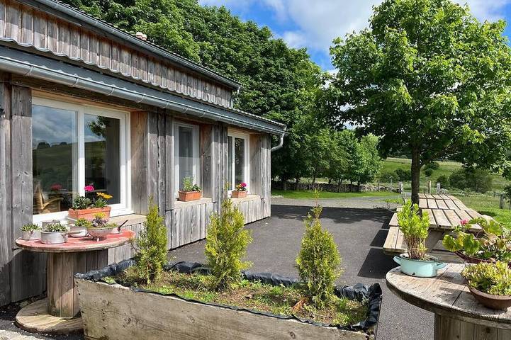 Gîte pour 14 personnes, avec balcon dans Mont Mézenc - 4