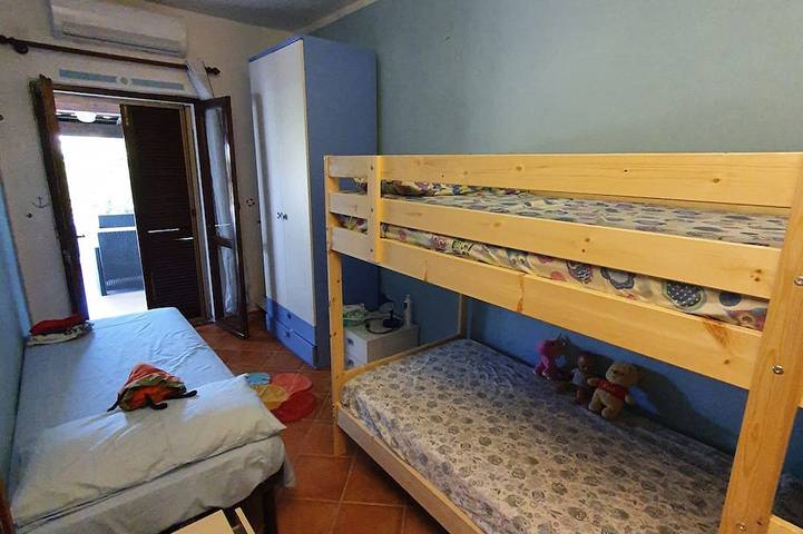 Gîte pour 5 personnes, avec terrasse et jardin dans San Giovanni Sardinia - 3
