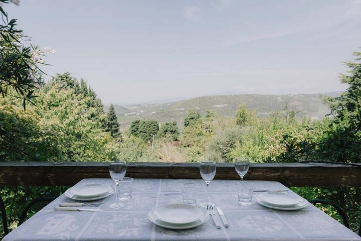 Chalet para 8 personas, con Balcón y Terraza además de Jardín y Vistas en Verona