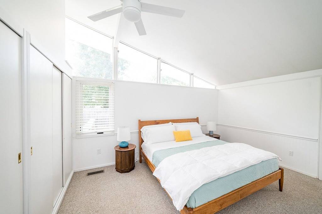 Unique Midcentury Minimalist w/ Natural Light in the Heart of Lyh in Lynchburg, Virginia