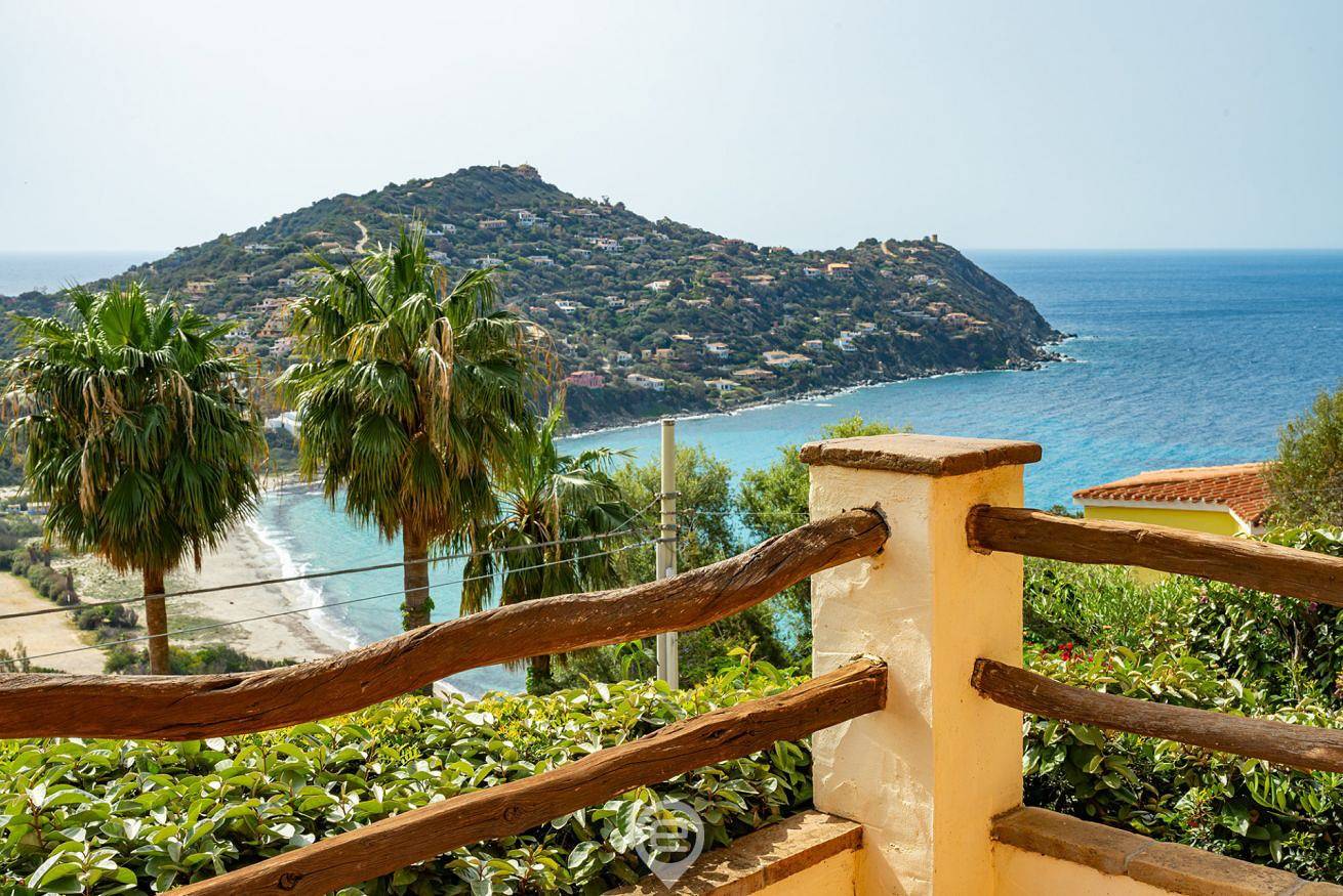 Villa für 6 Personen mit Garten in Geremeas, Torre delle Stelle