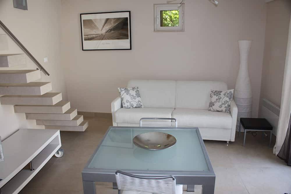 Authentieke Dalmatische stenen huis in Splitska, Brac