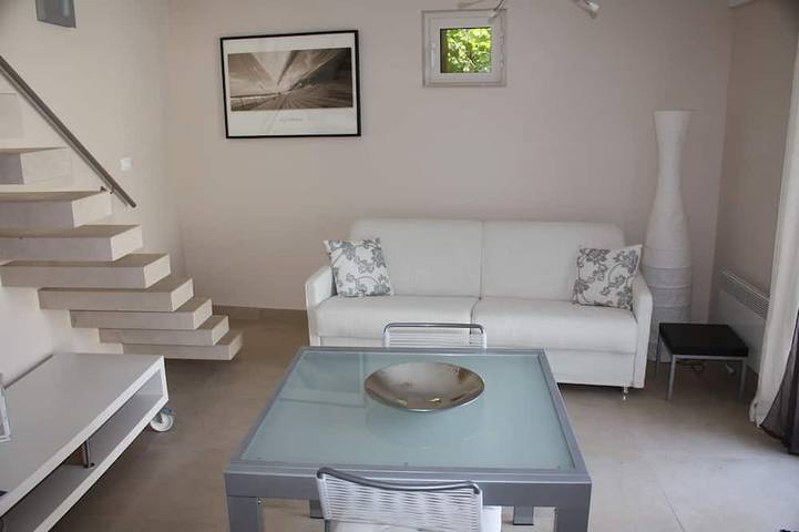 Authentic Dalmatian stone house in Supetar, Brac