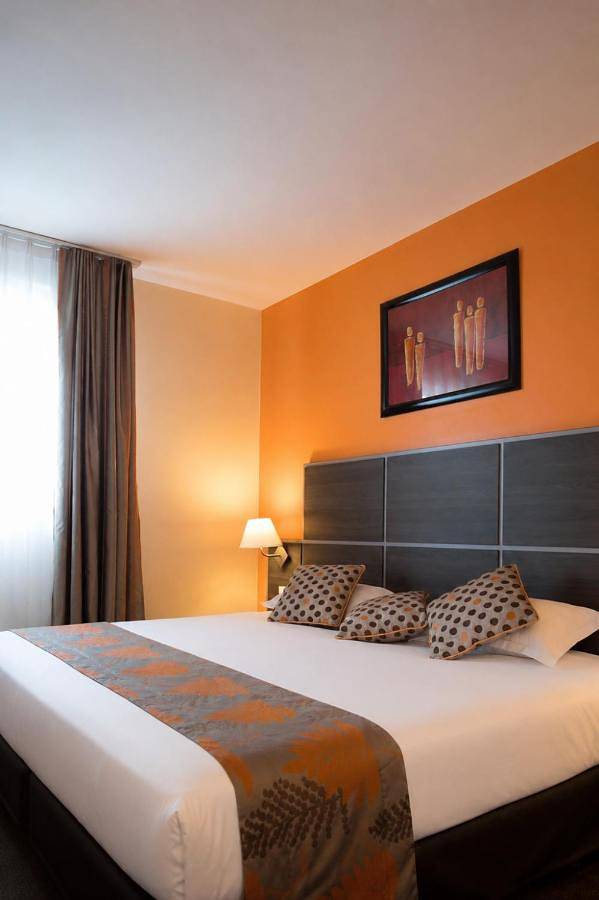 The Originals Boutique, Actuel Hôtel, Saint-Etienne Aéroport in Andrézieux-Bouthéon, Montbrison