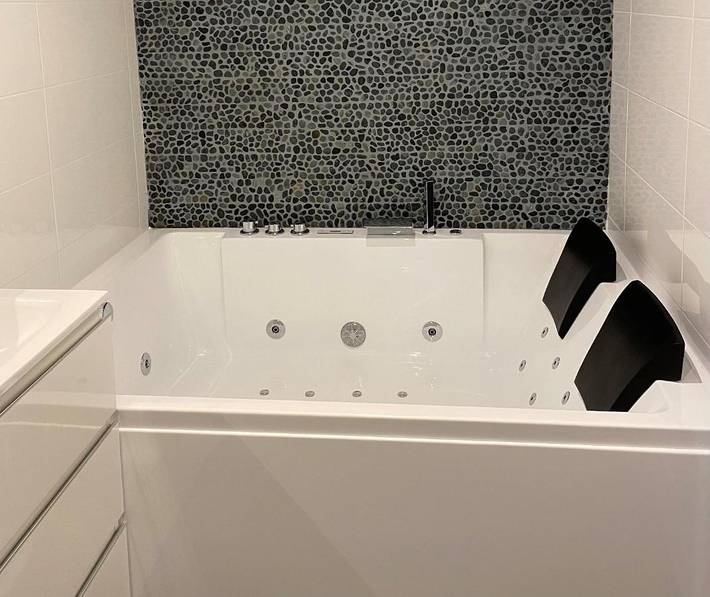 Gîte pour 4 personnes, avec jacuzzi à Sens - 2