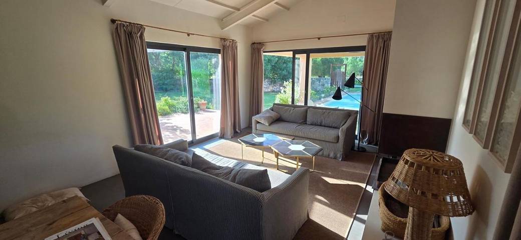 Casa rural para 9 personas, con Balcón y Terraza además de Piscina y Vistas en Navafría - 2