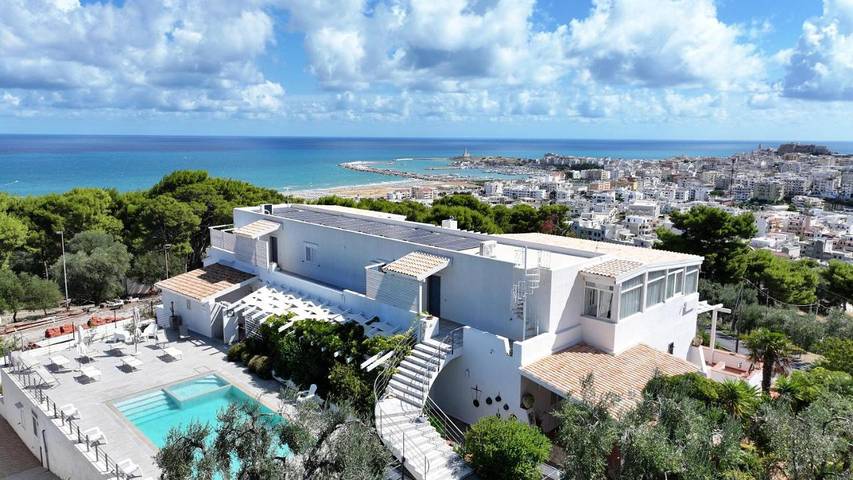 Residence per 4 persone, con giardino e piscina nonché panorama, con animali domestici - 1