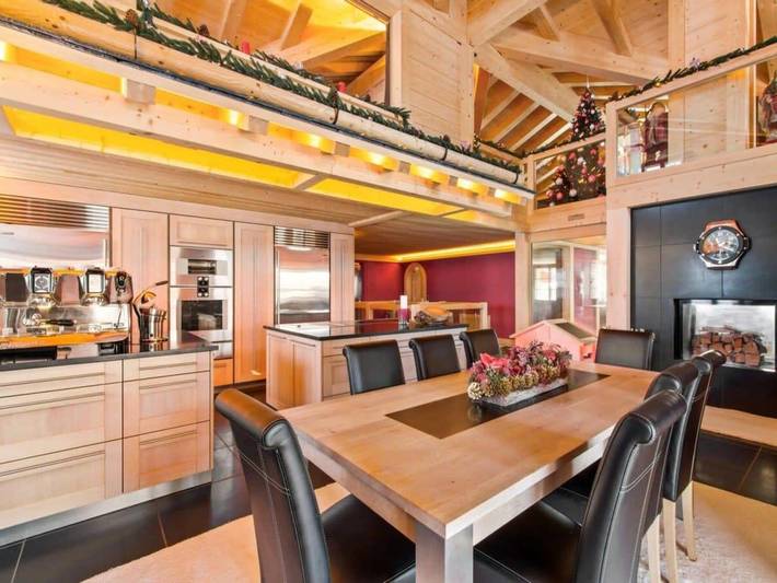Modernes Chalet in der Region Gstaad in Saanenmöser, Zweisimmen