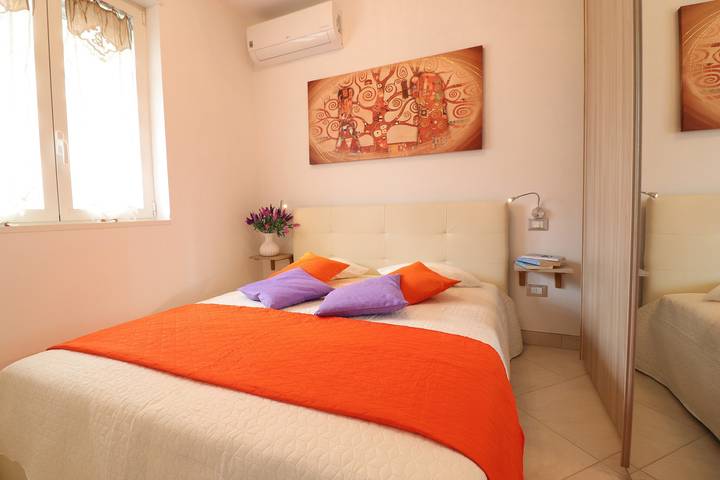 Ganze Wohnung, Charmantes Apartment im Zentrum mit Klimaanlage und Balkon in Otranto, Otranto und Umgebung