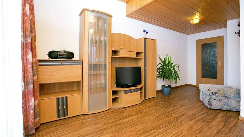 Ferienwohnung für 5 Personen, mit Garten in Bermatingen - 2