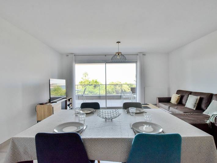 Gîte pour 4 personnes, avec balcon et vue sur le lac à Évian-les-Bains - 2