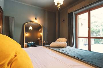 Villa for 26 Guests in Rome, Rome Province, Picture 3