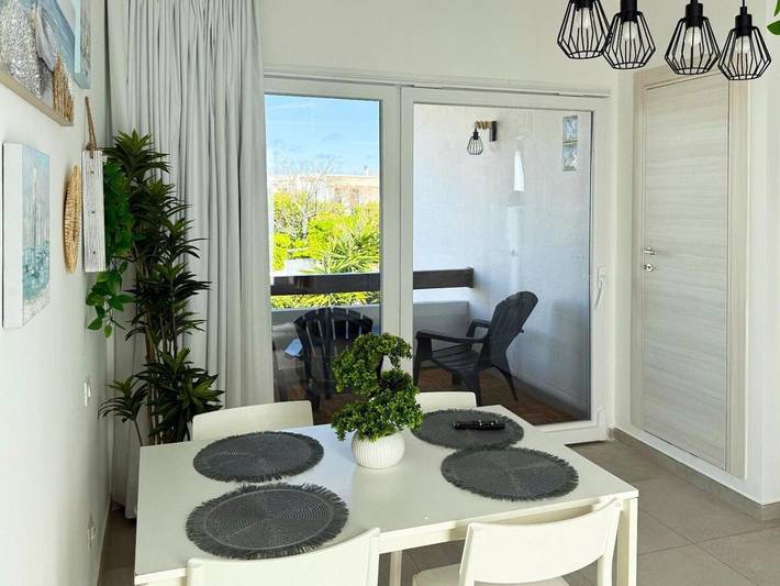 Appartement de vacances pour 5 personnes, avec Balcon ainsi que Terrasse et Vue