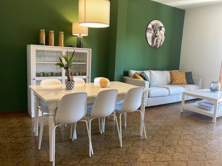Appartamento per 5 persone, con piscina e balcone in Lido Adriano
