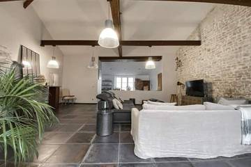 Gîte pour 12 personnes à Marsilly