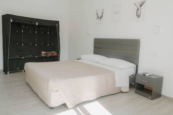 Appartamento intero, Tramonti Sunset Retreat | Jacuzzi, Panoramic Terrace & Amalfi Coast ⭐ in Tramonti, Monti Lattari