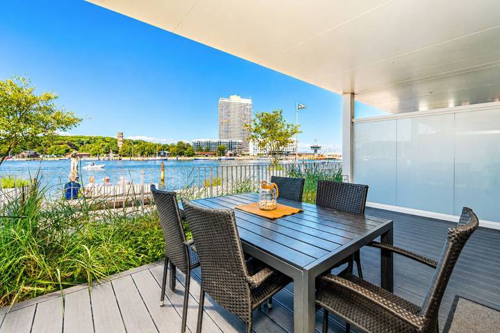 Ferienwohnung für 4 Personen, mit Terrasse und Sauna in Priwall