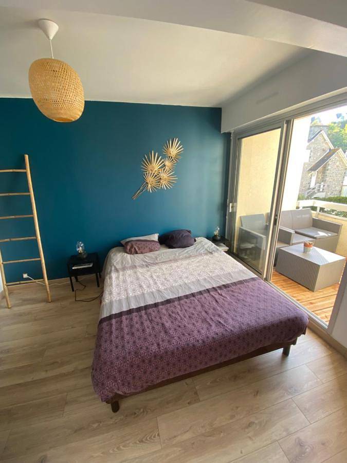 Gîte pour 3 personnes, avec balcon dans Office De Tourisme De Saint Cast Le Guildo - 2