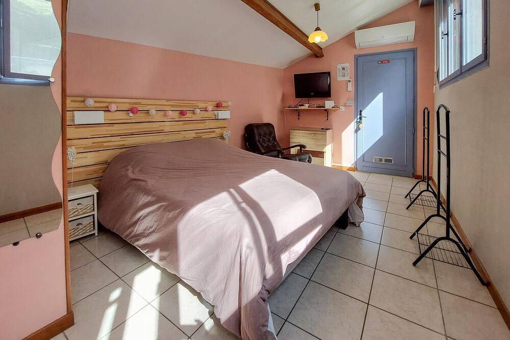 Amazing home in Asté with Wifi in Asté, Hautes-Pyrénées
