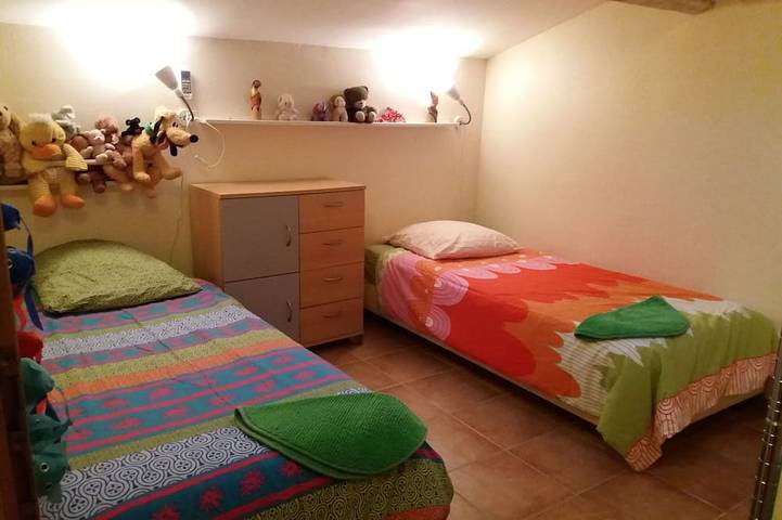 In der Nähe von Hyères, Villa zwischen Meer und Land in La Crau, Mittelmeerküste (Frankreich)