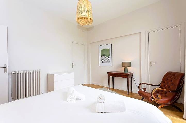 Appartement entier, Anatole - Appartement confortable avec parking in Tours, Région de Tours