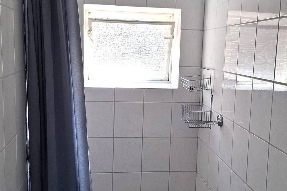 Ganze Wohnung, Ferienwohnung 8 / Gästehaus zur alten Schmiede in Neugarmssiel, Wangerland