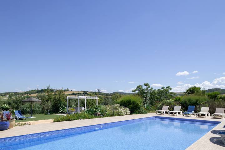 Chalet para 20 personas, con jardín, Se admiten mascotas en Sierra de Cádiz - 2