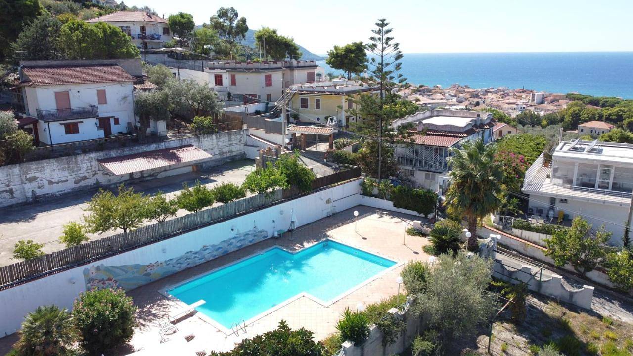 Cilento Villa Panoramica Piscina Privata 8 Persone in Santa Maria di Castellabate, Castellabate