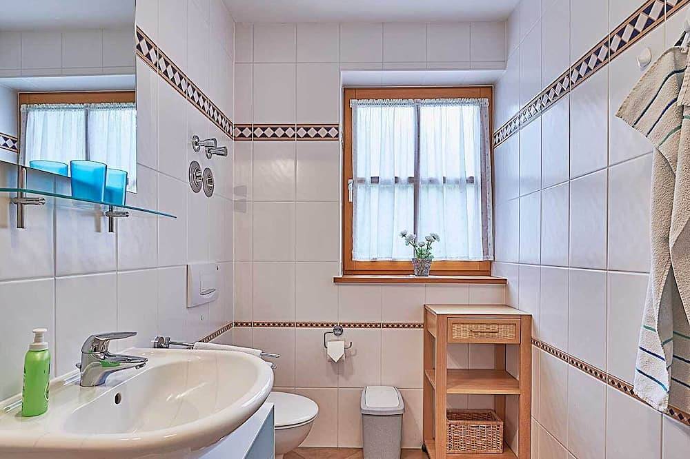 Ganze Wohnung, Romantik & Ruhe pur – Auszeit am Waldrand mit Bergblick und Kachelofen in Wegscheid, Passauer Land
