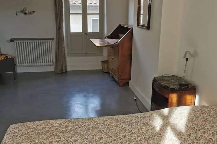 Nice and spacious townhouse in Tarascon, Arles und Umgebung