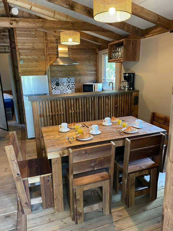 Camping pour 6 personnes, avec vue et terrasse ainsi que bassin pour enfant et piscine à La Teste-de-Buch - 3