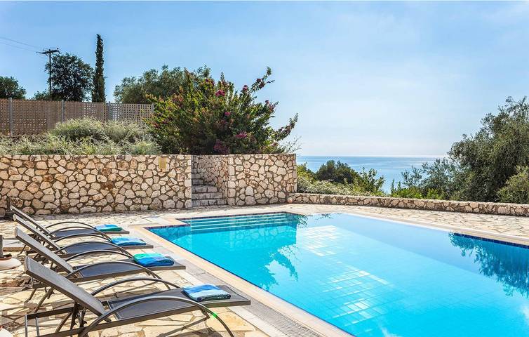 Villa für 8 Personen, mit Meerblick und Terrasse sowie Garten und Pool