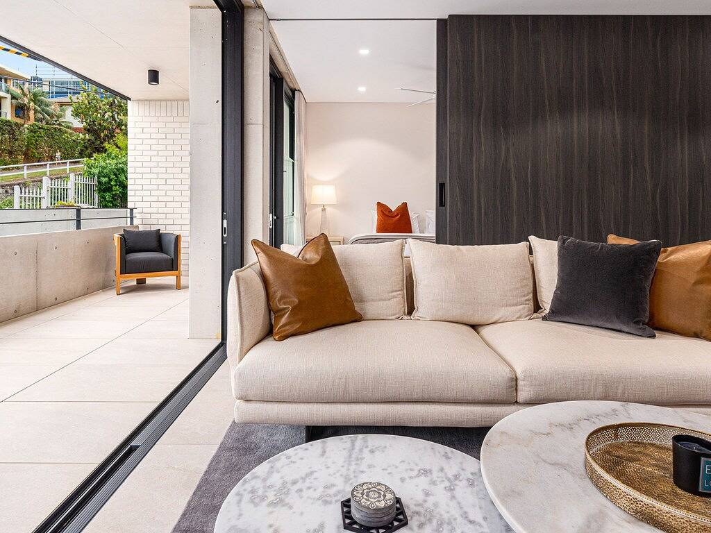 Ganze Wohnung, The Arden 3 Coogee. New Spacious Balcony Apt, Seconds to Beach in Sydney, New South Wales