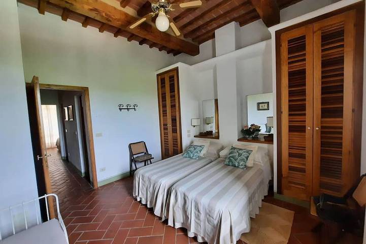 Estupenda casa de vacaciones privada con WIFI, piscina privada, A/C, TV, patio, cerca de Montalcino in San Giovanni d'Asso, Montalcino