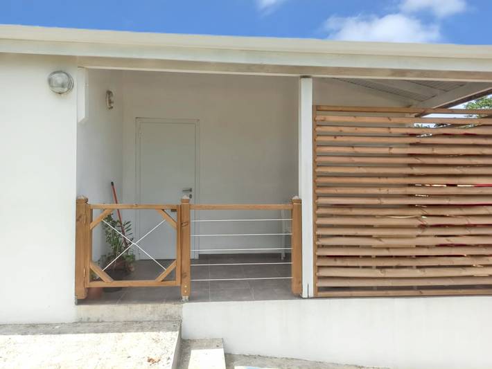 Appartement de vacances pour 4 personnes, avec terrasse et jardin