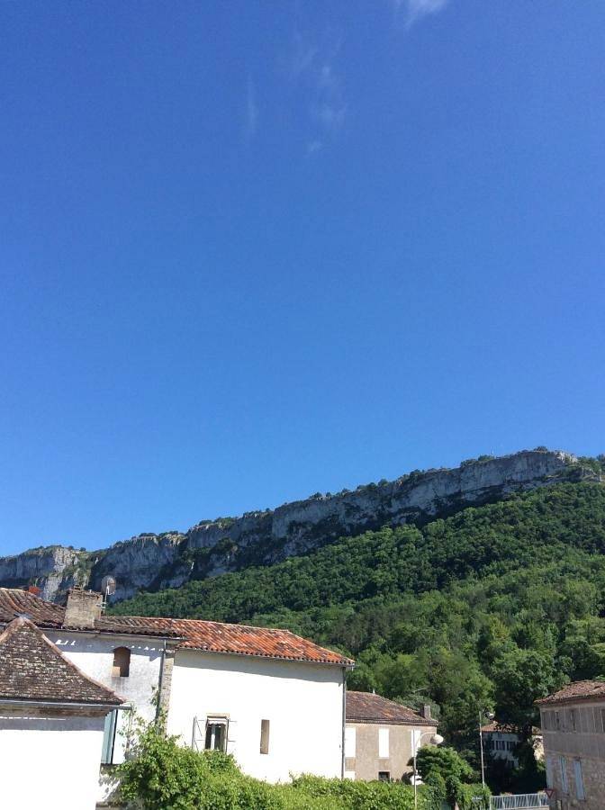 Chambre d’hôte pour 5 personnes, avec Terrasse et Vue à Saint-Antonin-Noble-Val - 4