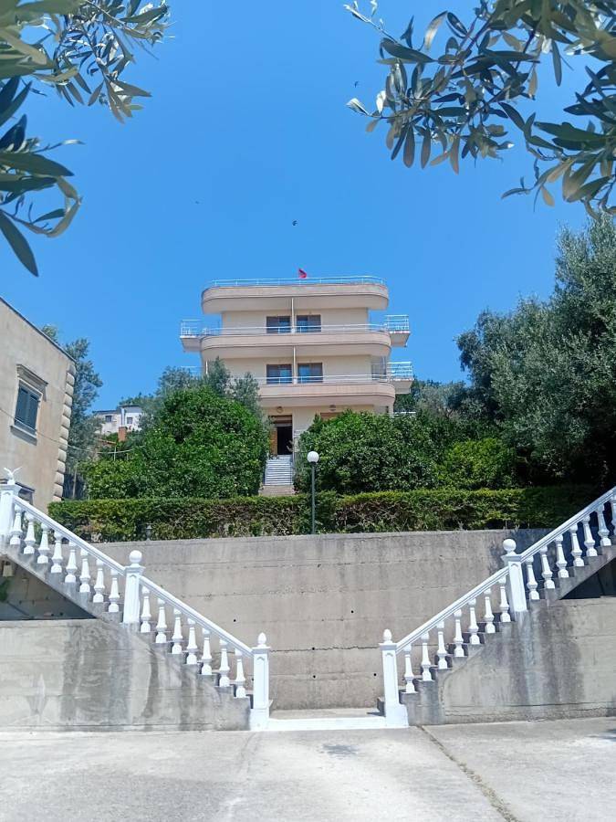 Villa pour 3 personnes, avec terrasse et vue