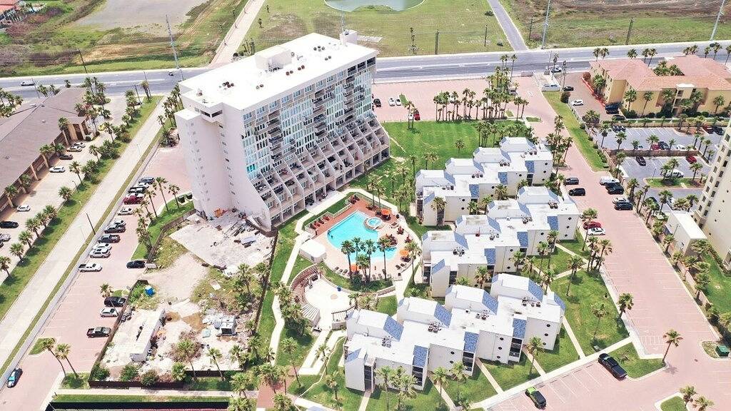 Ganze Wohnung, Solare Tower 405A - Luxuriöses tropisches Resort, privater Balkon mit Poolblick in Richtung Golf von Mexiko, Effizienz perfekt für zwei Personen in South Padre Island, Laguna Madre