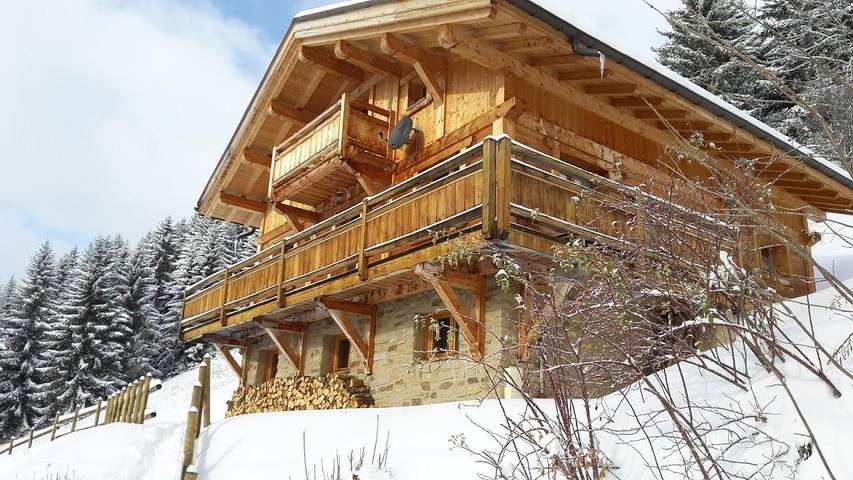 Gîte pour 14 personnes, avec Balcon ainsi que Terrasse et Sauna