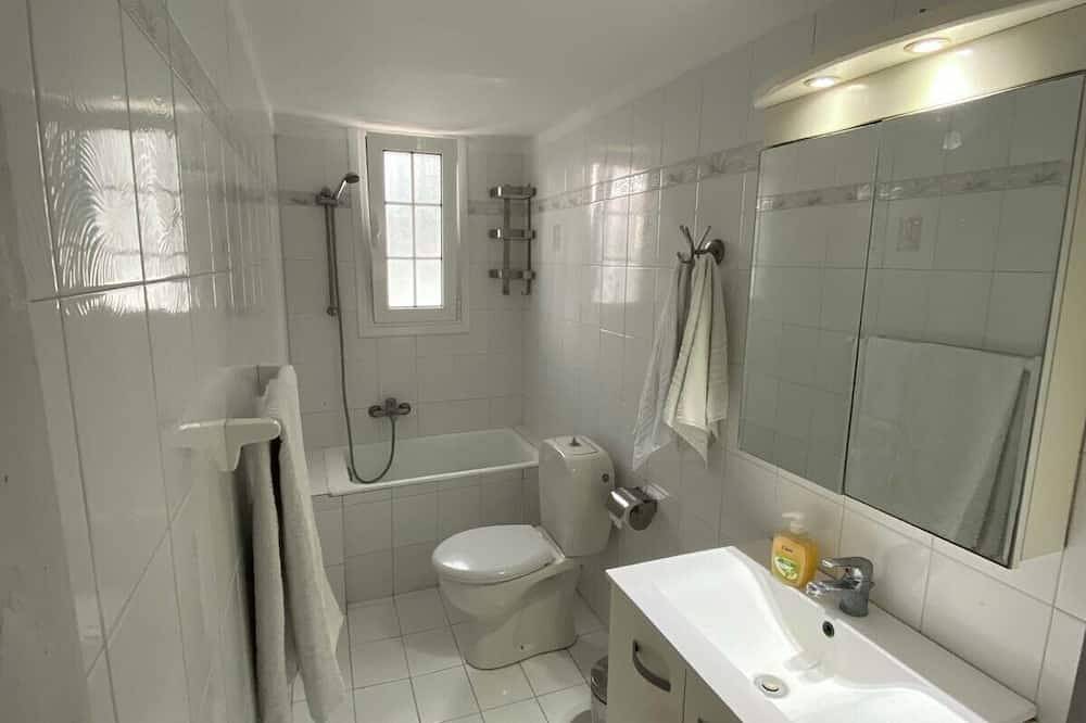 Liza Vacation House in Kavos, Corfu