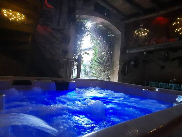 Gemütliches Haus mit Garten und Spa in Côte-d’Or, Haustiere erlaubt in Montbard und Umgebung