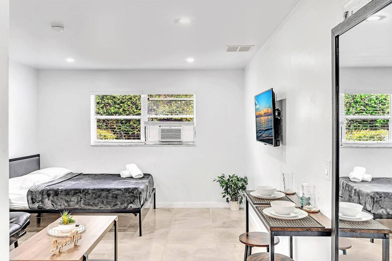 Hollywood Beach Boutique Vacation Studio Lb4 in Hollywood (Florida), Broward County