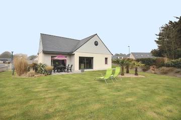 Maison De Vacances pour 4 Personnes dans Louannec, Région de Lannion, Photo 1